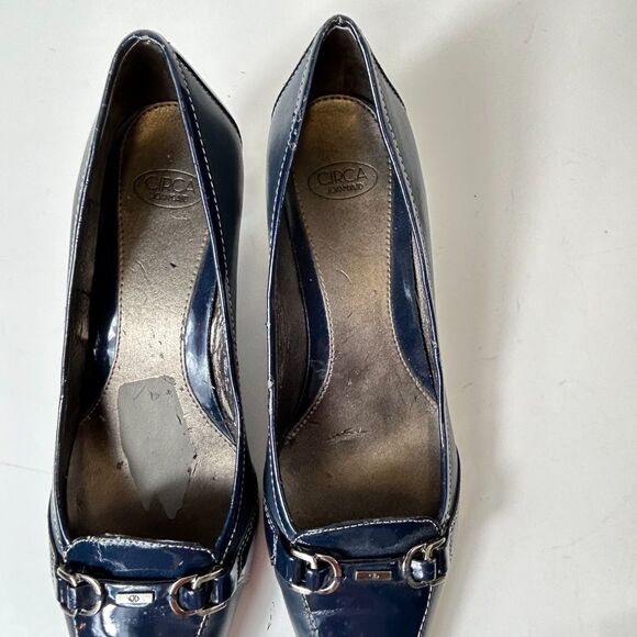 Joan & David Presley Navy Blue Leather Patent Leather Loafer Style Pumps Size 9M - Picture 5 of 15